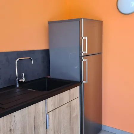 Lejlighed Grand Studio-loft-grand Parking-climatise-proche Centre Ajaccio (Corsica)