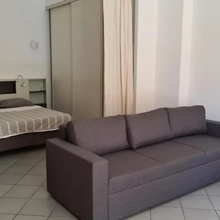 Grand Studio-loft-grand Parking-climatise-proche Centre
