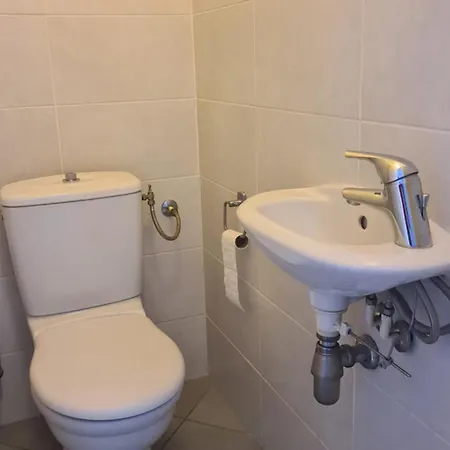 Lejlighed Grand Studio-loft-grand Parking-climatise-proche Centre Ajaccio (Corsica)