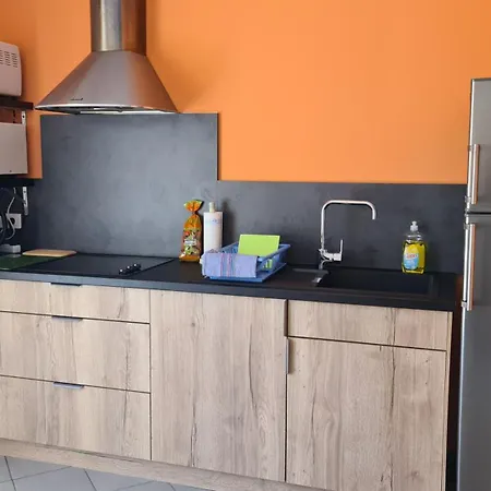 Grand Studio-loft-grand Parking-climatise-proche Centre Ajaccio (Corsica)