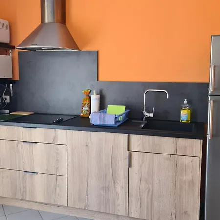 Grand Studio-loft-grand Parking-climatise-proche Centre Ajaccio (Corsica)