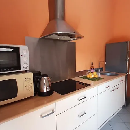 Grand Studio-loft-grand Parking-climatise-proche Centre Ajaccio (Corsica)