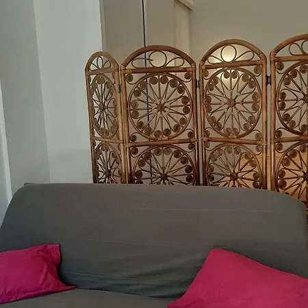 Grand Studio-loft-grand Parking-climatise-proche Centre * Ajaccio (Corsica)